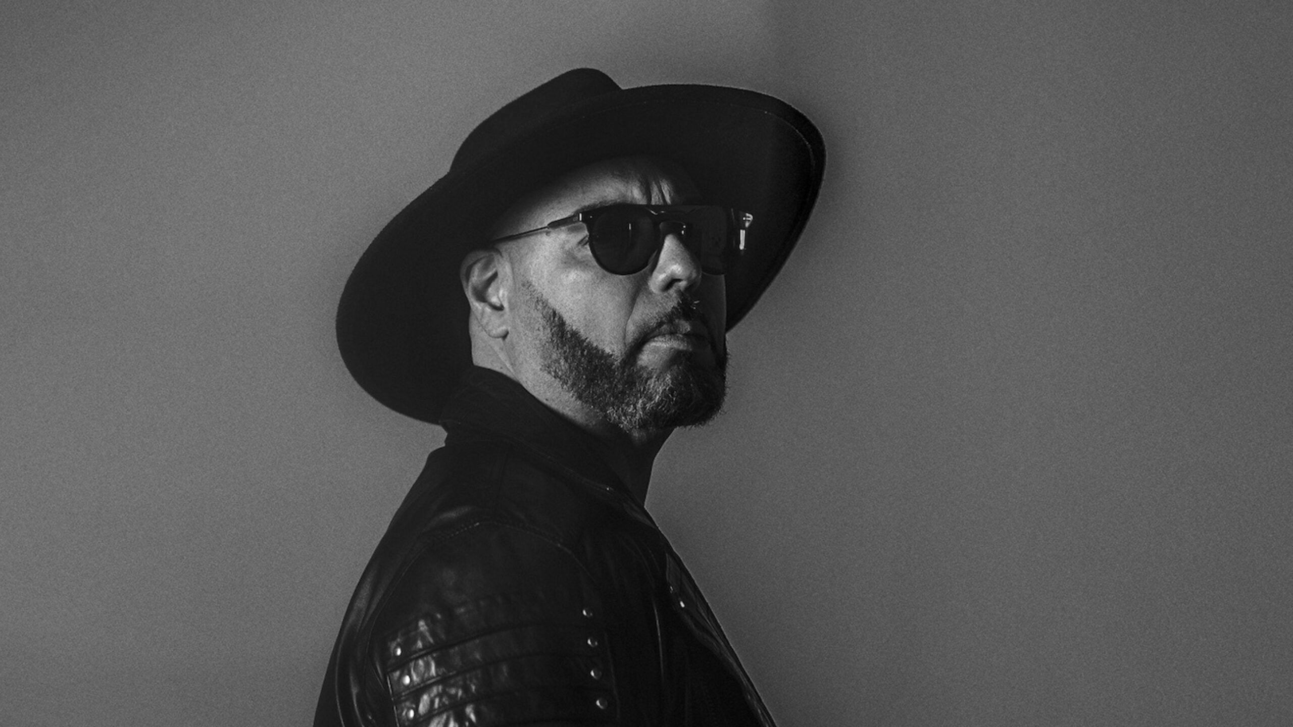 Roger Sanchez Drops ‘Black Rain’ Remix Of Betoko ‘Raining Again’ On Embassy One. Soundrive Music