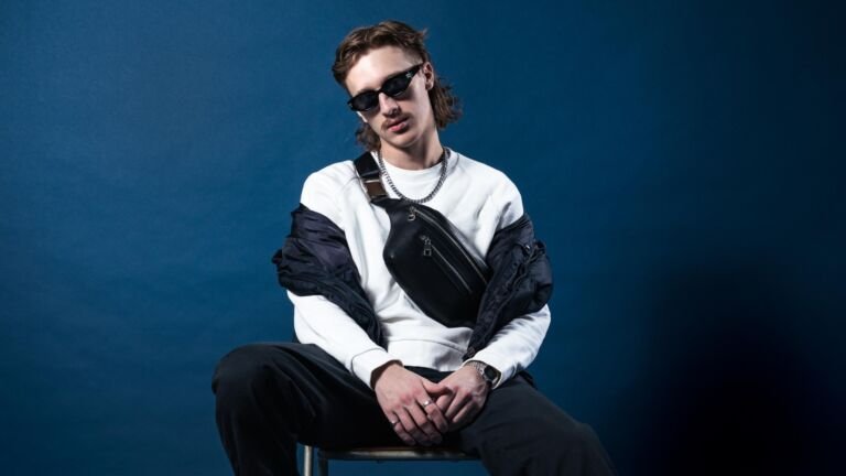 Tom Santa Exclusive Interview