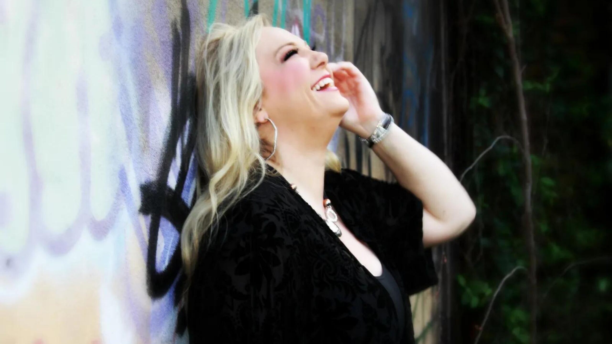 Chart-Topping Country Artist Pamela Hopkins Releases New Single “Straight Shooter”