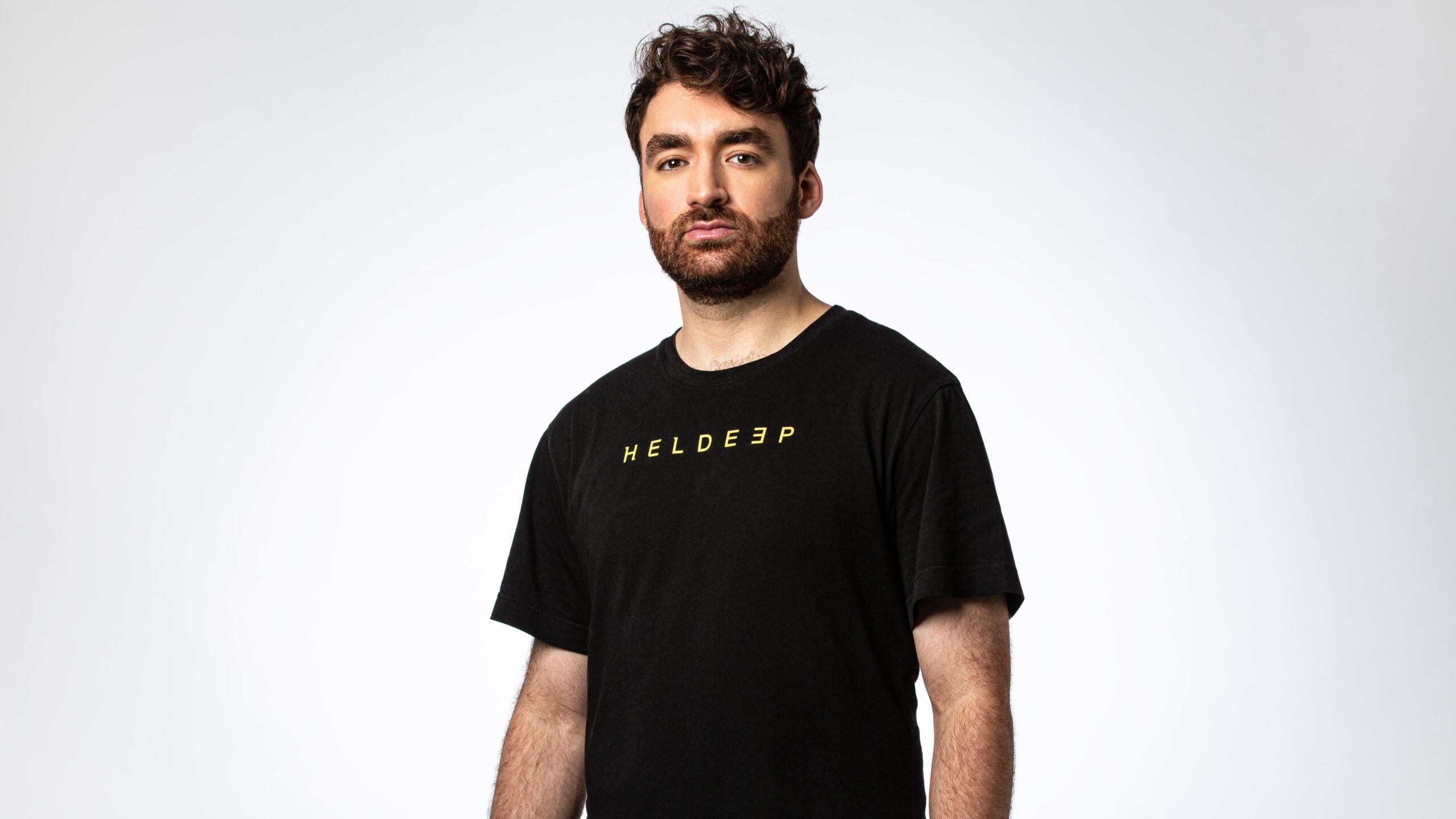 Oliver Heldens & warner case conduct sonic seance with new single ‘Believe in Ghosts’