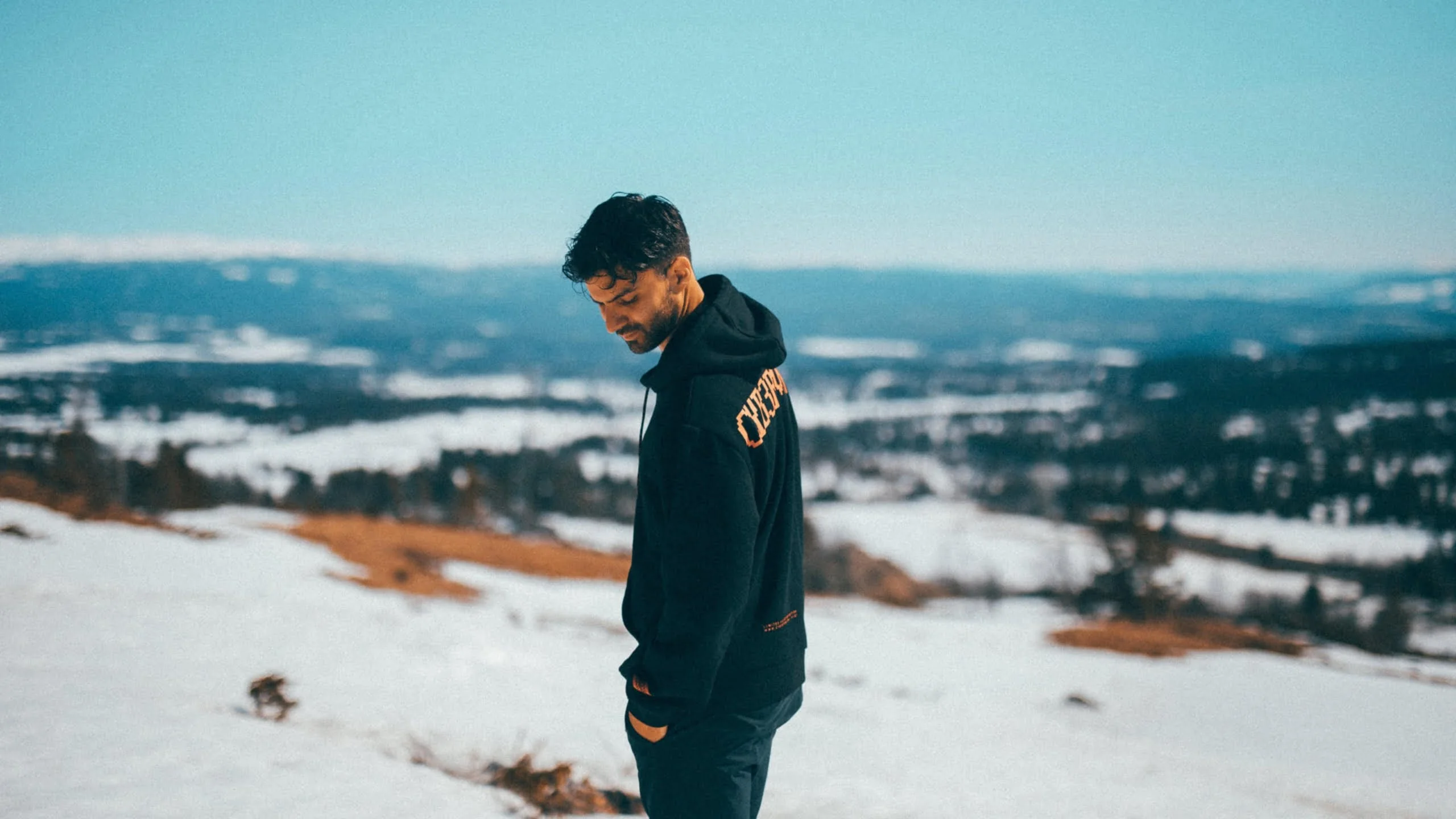 Ofenbach And R3Hab Collaborate On Breezy And Groovy Dance-Pop Track &Quot;I Ain'T Got No Worries.&Quot;