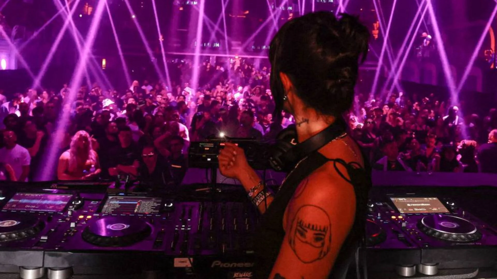 Top 10 Best EDM (Electronic Dance) Clubs in Miami [VIDEO] - Discotech