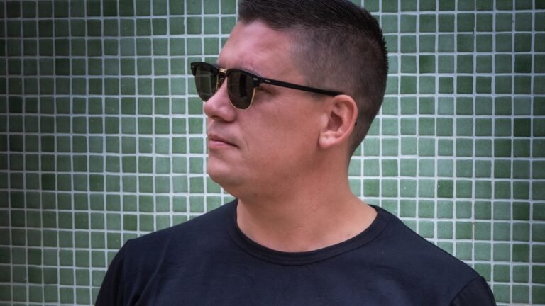 Luke Siekiera To Drop 2 &Quot;You'Re Sublime&Quot; Remixes On Vivifier Records